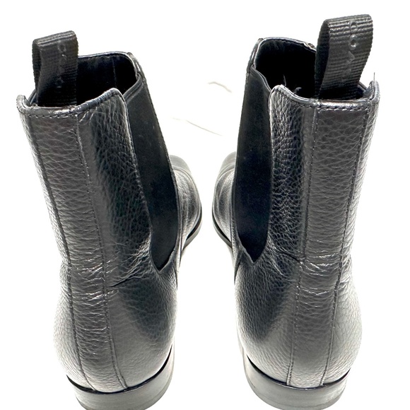 Coach Graham Chelsea Boots – Black Leather (Like New) - Picture 6 of 15